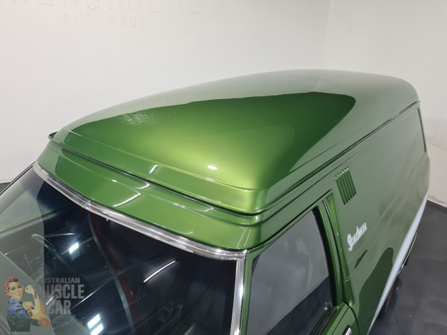 1974 HOLDEN SANDMAN HQ 4 SPEED MANUAL PANEL VAN