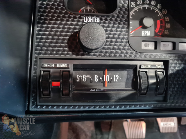 1974 HOLDEN SANDMAN HQ 4 SPEED MANUAL PANEL VAN