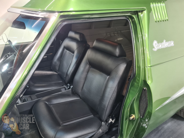1974 HOLDEN SANDMAN HQ 4 SPEED MANUAL PANEL VAN