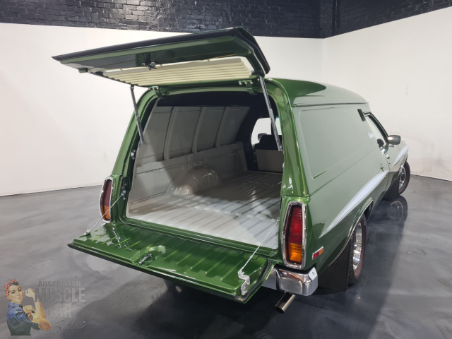 1974 HOLDEN SANDMAN HQ 4 SPEED MANUAL PANEL VAN