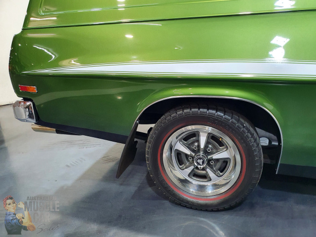 1974 HOLDEN SANDMAN HQ 4 SPEED MANUAL PANEL VAN