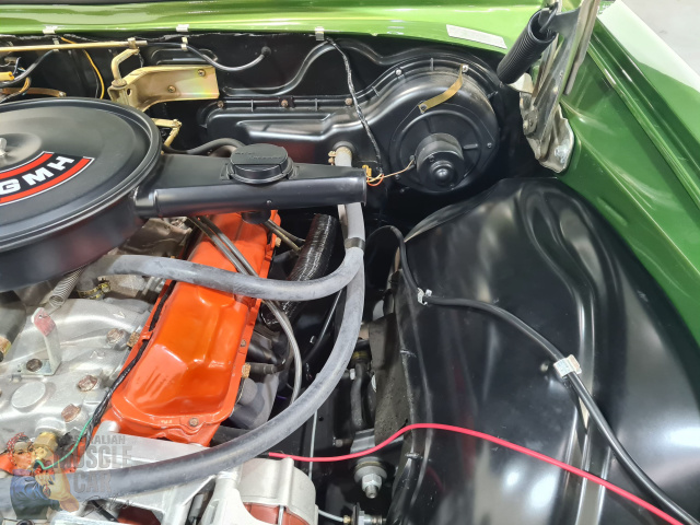 1974 HOLDEN SANDMAN HQ 4 SPEED MANUAL PANEL VAN