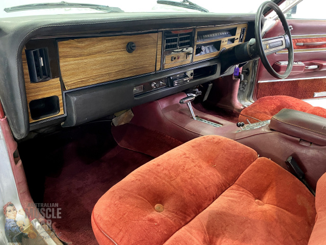 1977 FORD LTD P6 SILVER MONARCH P6 3 SPEED AUTOMATIC SEDAN