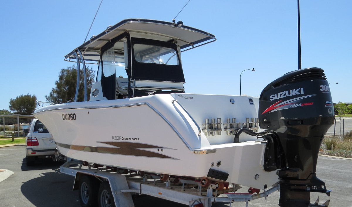 2008 FURY 282 CENTRE CONSOLE