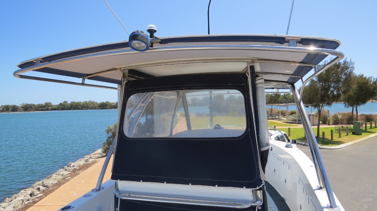 2008 FURY 282 CENTRE CONSOLE