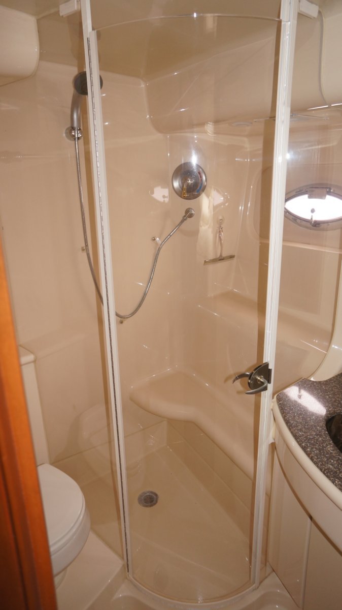 2005 MERIDIAN 411 FLYBRIDGE CRUISER