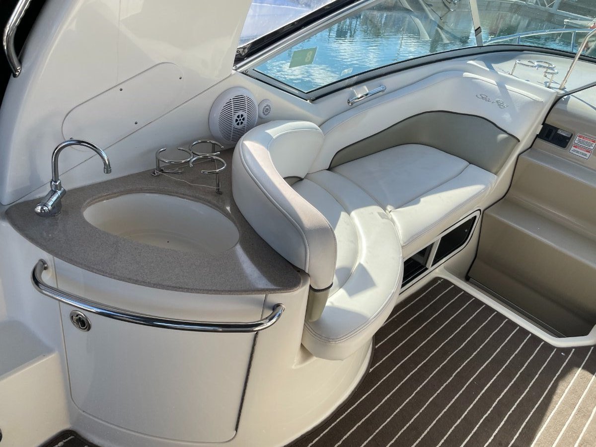 2006 SEA RAY 260 SUNDANCER SPORTS CRUISER