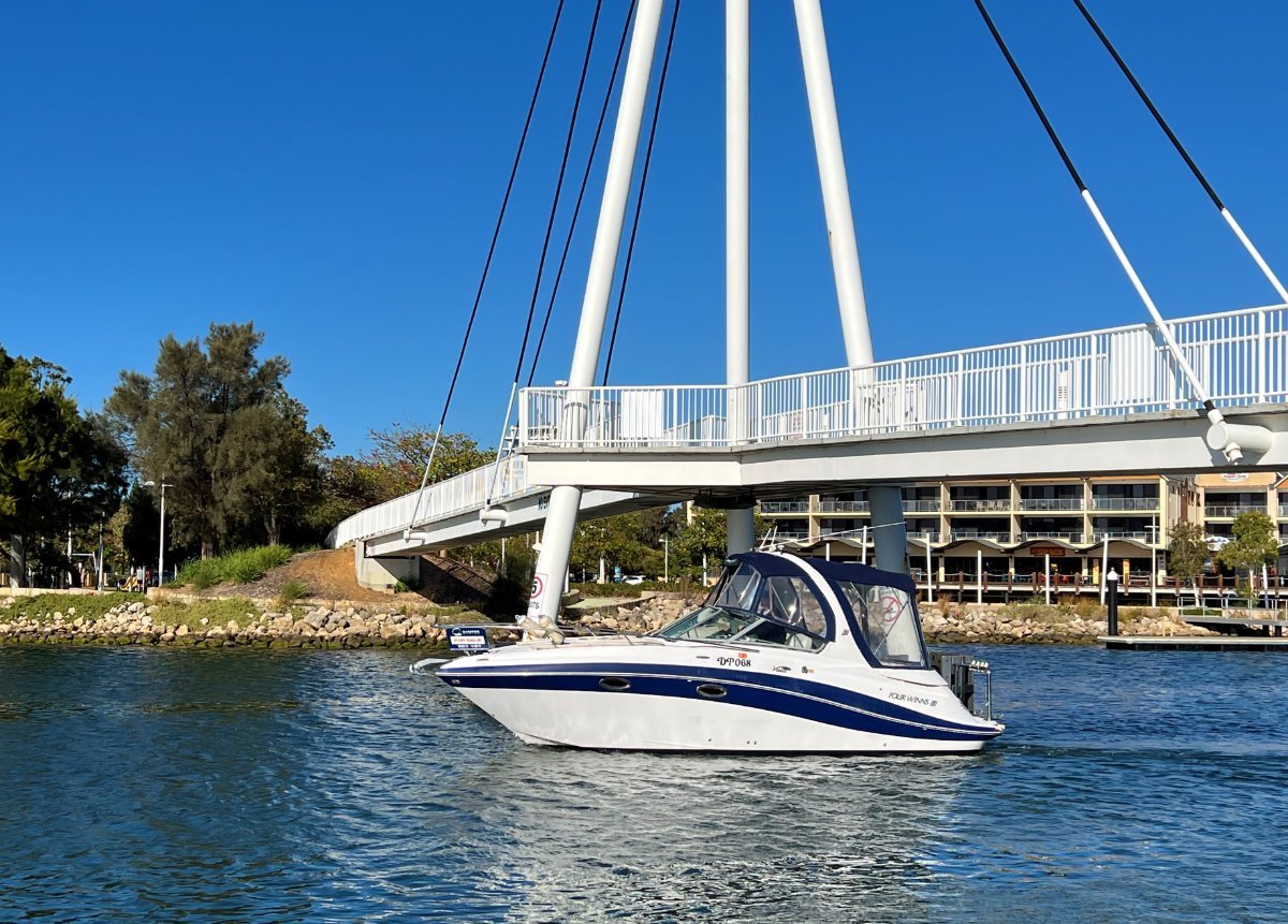 2006 FOUR WINNS VISTA 278 BOWRIDER