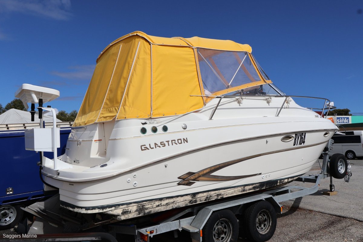 2004 GLASTRON GS 249 SPORTS CRUISER