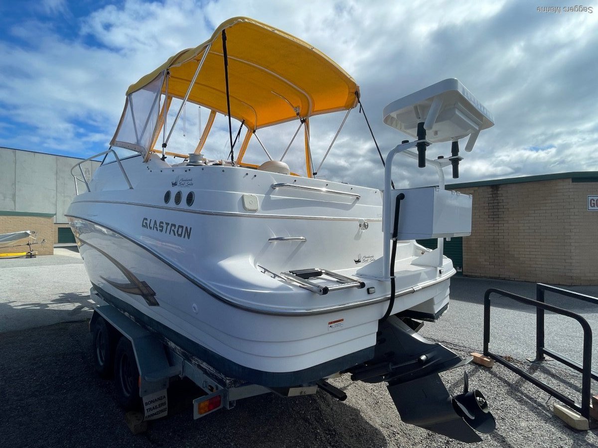 2004 GLASTRON GS 249 SPORTS CRUISER