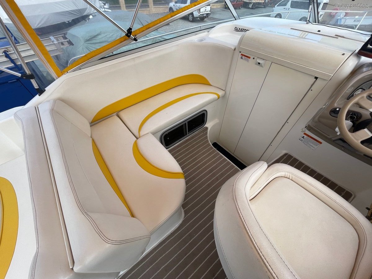 2004 GLASTRON GS 249 SPORTS CRUISER