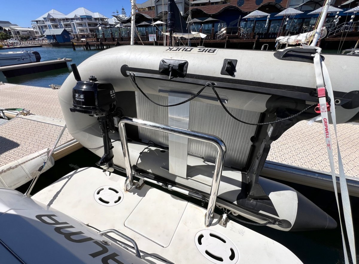 1998 SEA RAY 310 SUNDANCER SPORTS CRUISER