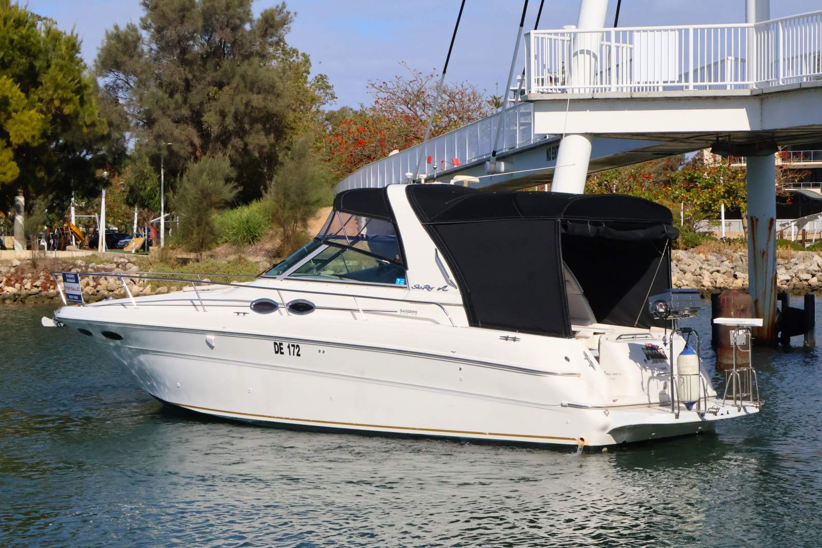 2000 SEA RAY 310 SUNDANCER SPORTS CRUISER
