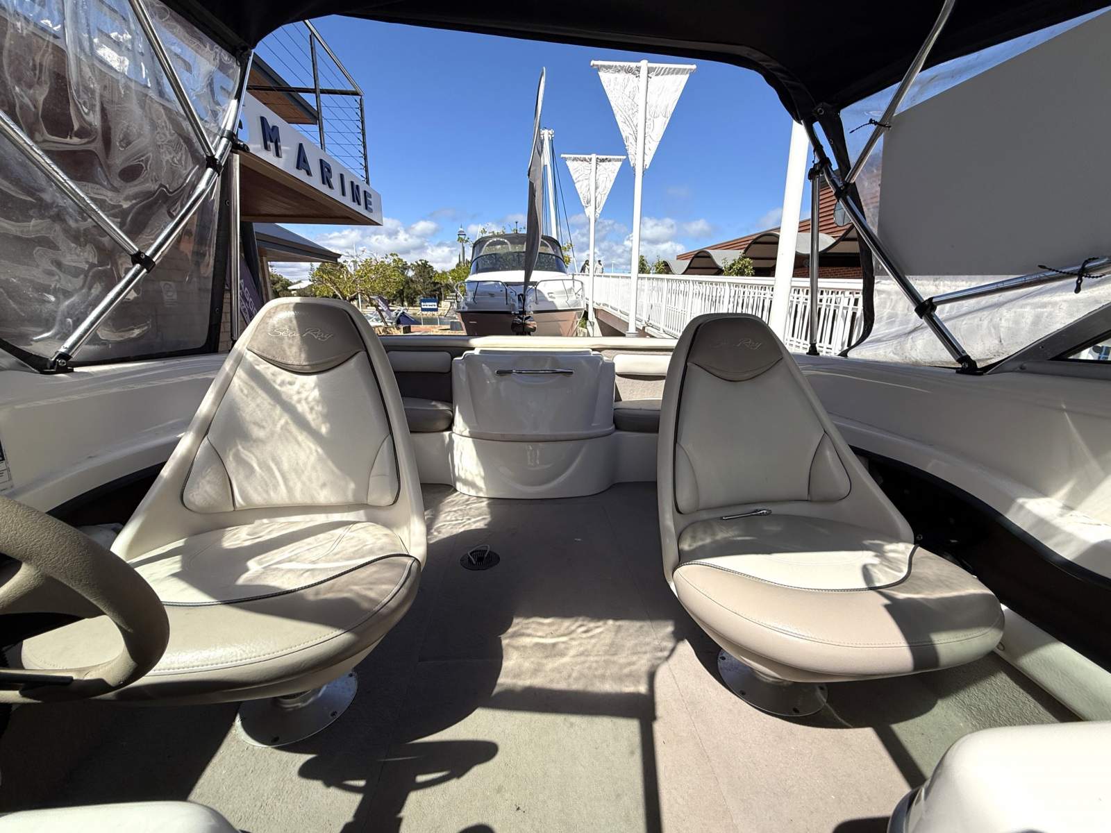 2006 SEA RAY 180 SPORTS RUNABOUT