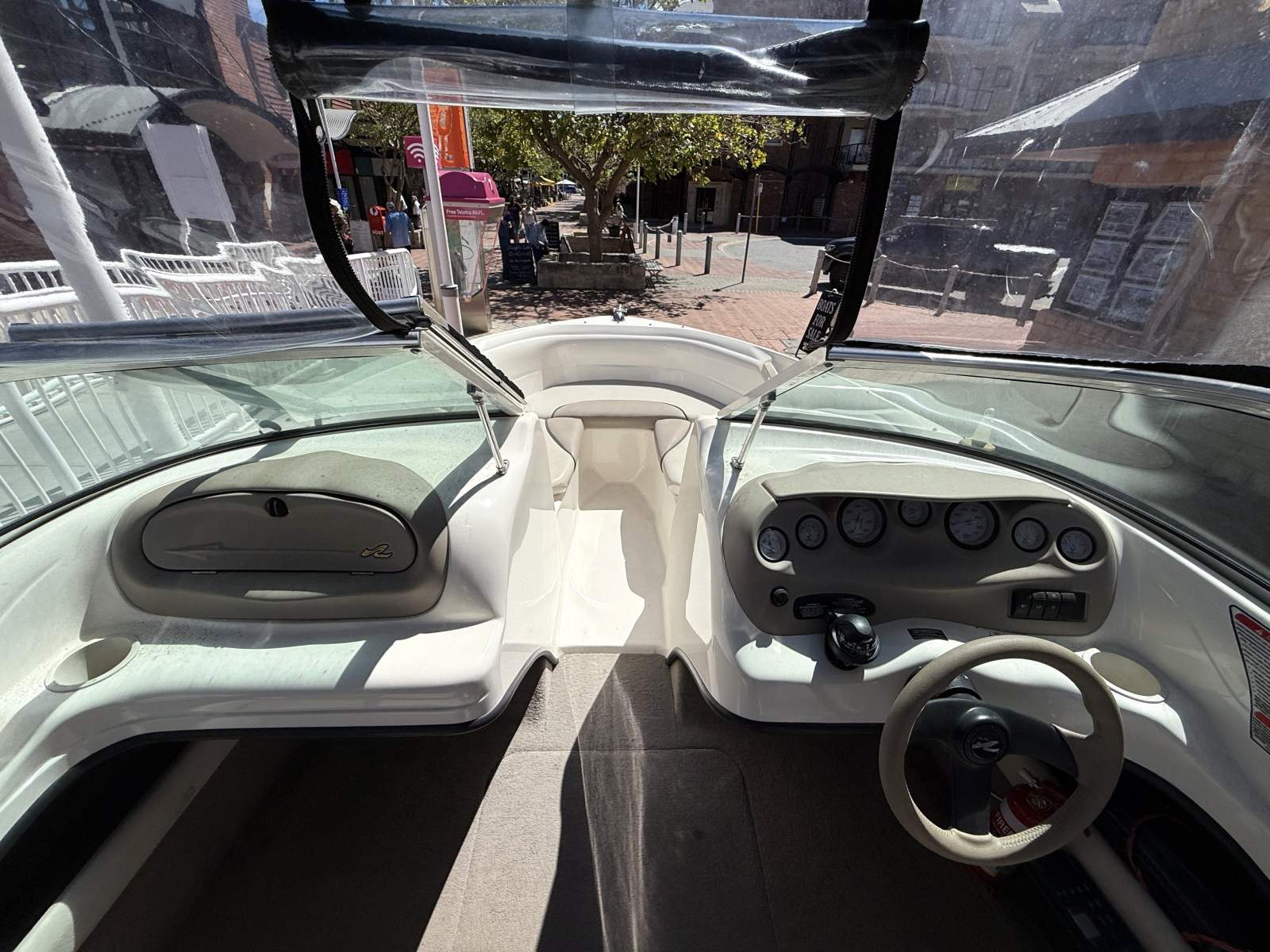 2006 SEA RAY 180 SPORTS RUNABOUT
