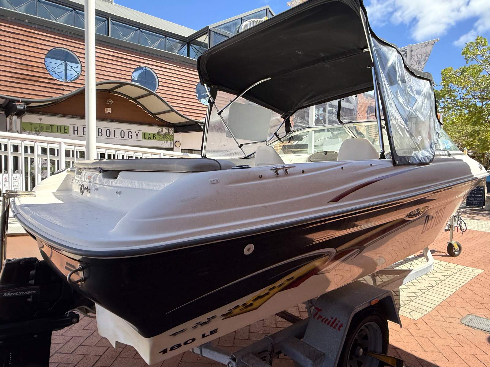 2006 SEA RAY 180 SPORTS RUNABOUT