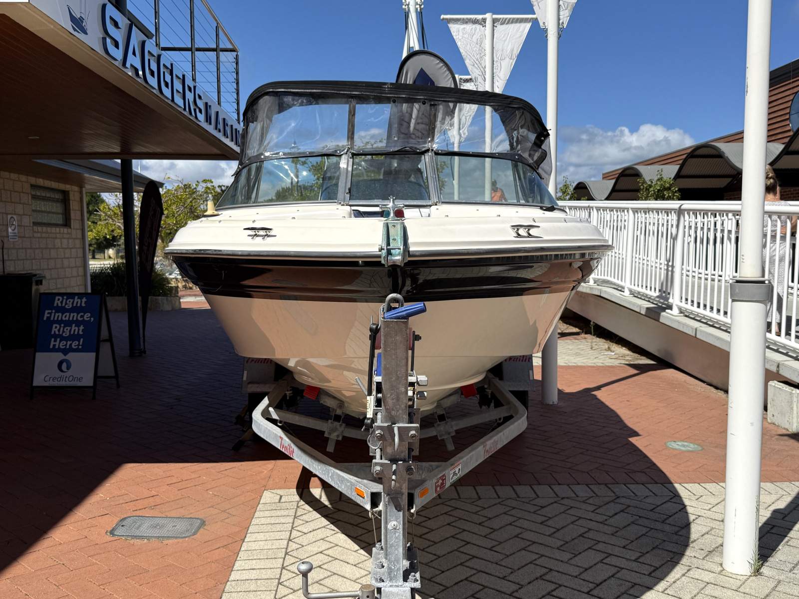 2006 SEA RAY 180 SPORTS RUNABOUT