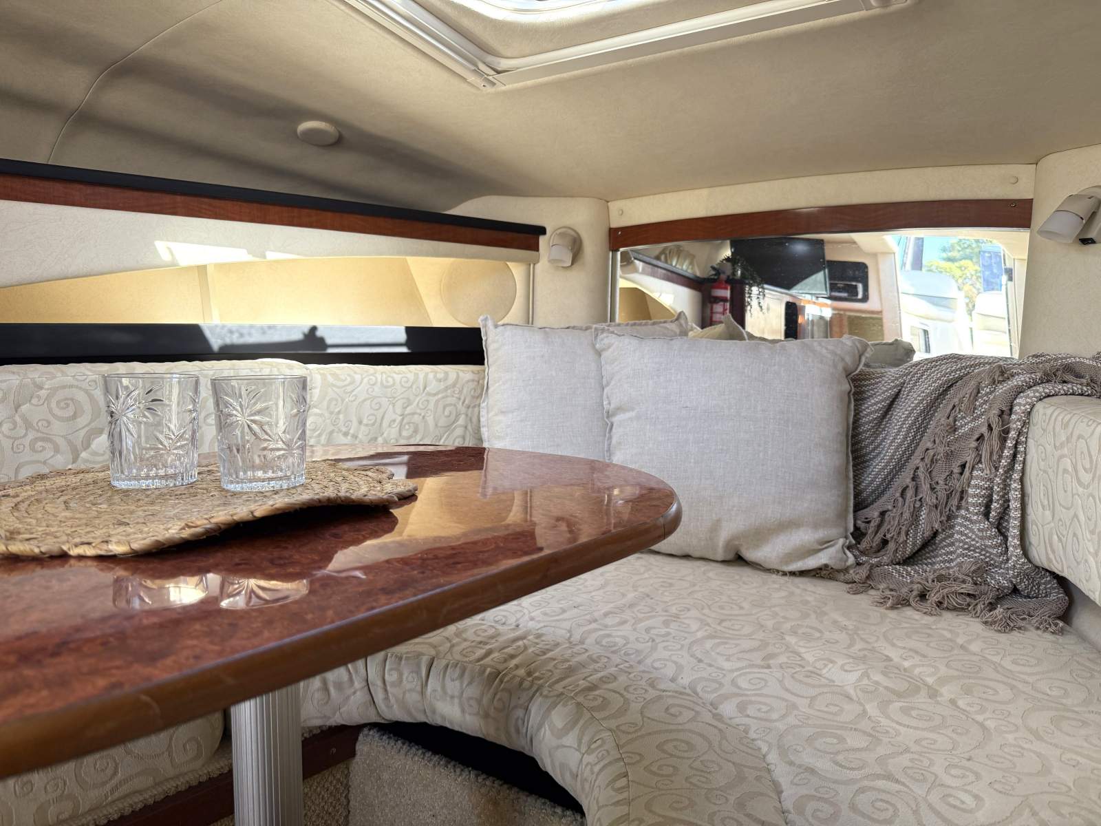 2005 SEA RAY 275 SUNDANCER CRUISER