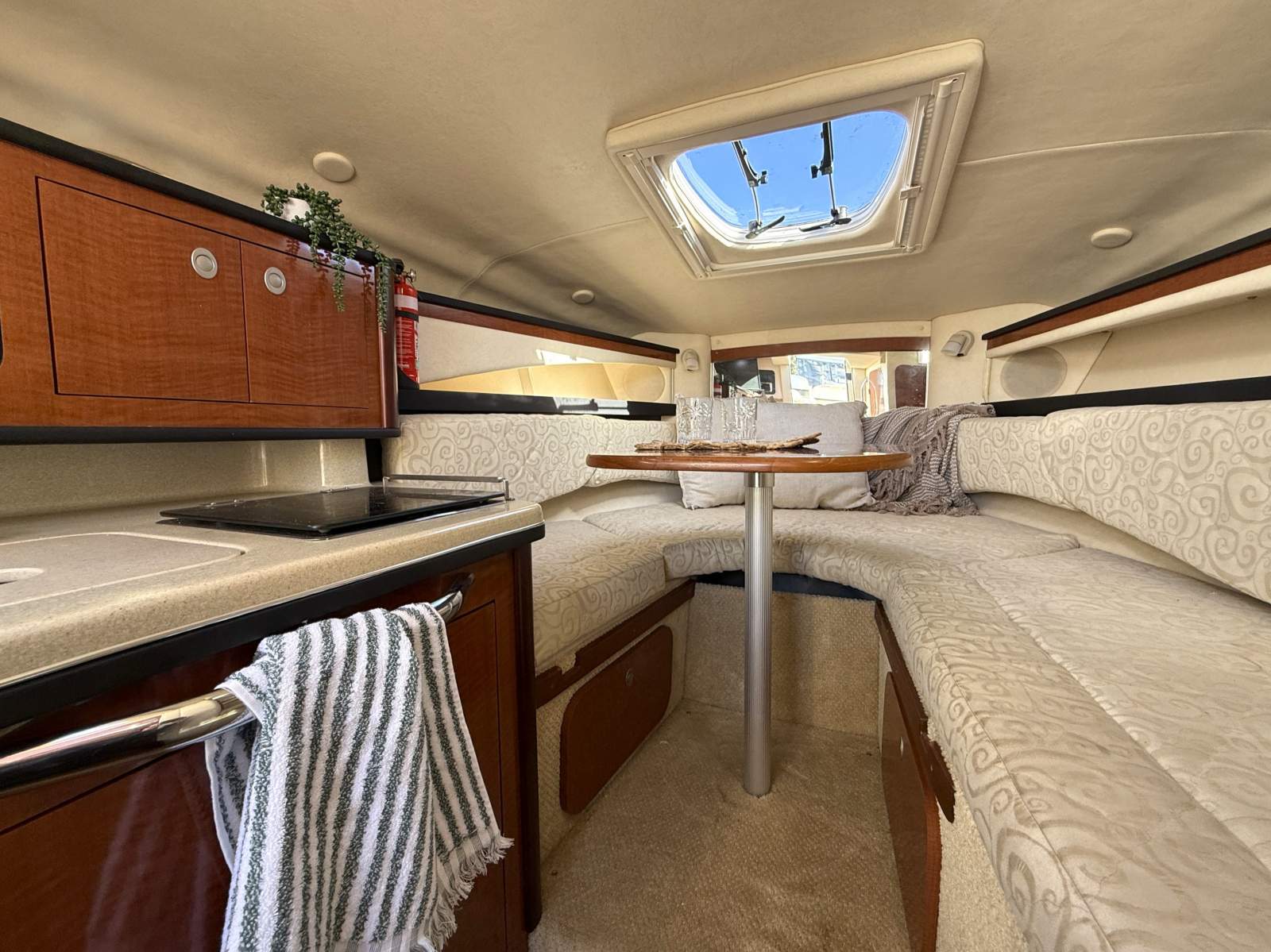 2005 SEA RAY 275 SUNDANCER CRUISER