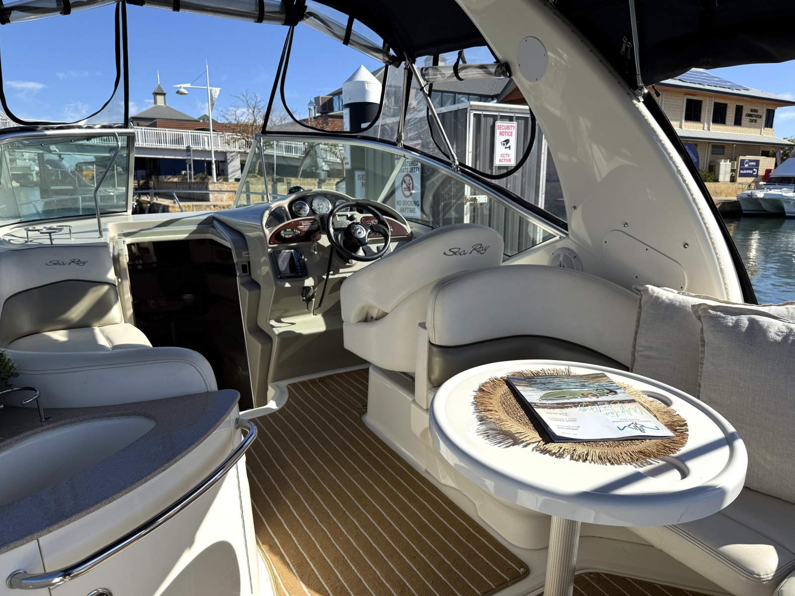 2005 SEA RAY 275 SUNDANCER CRUISER