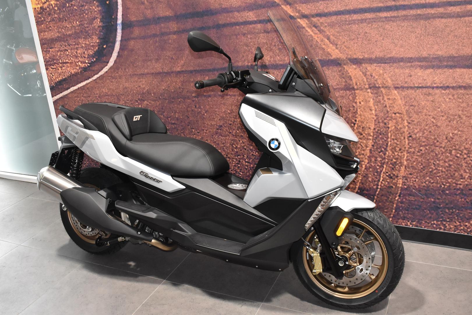 2025 BMW C 400 GT ION SCOOTER