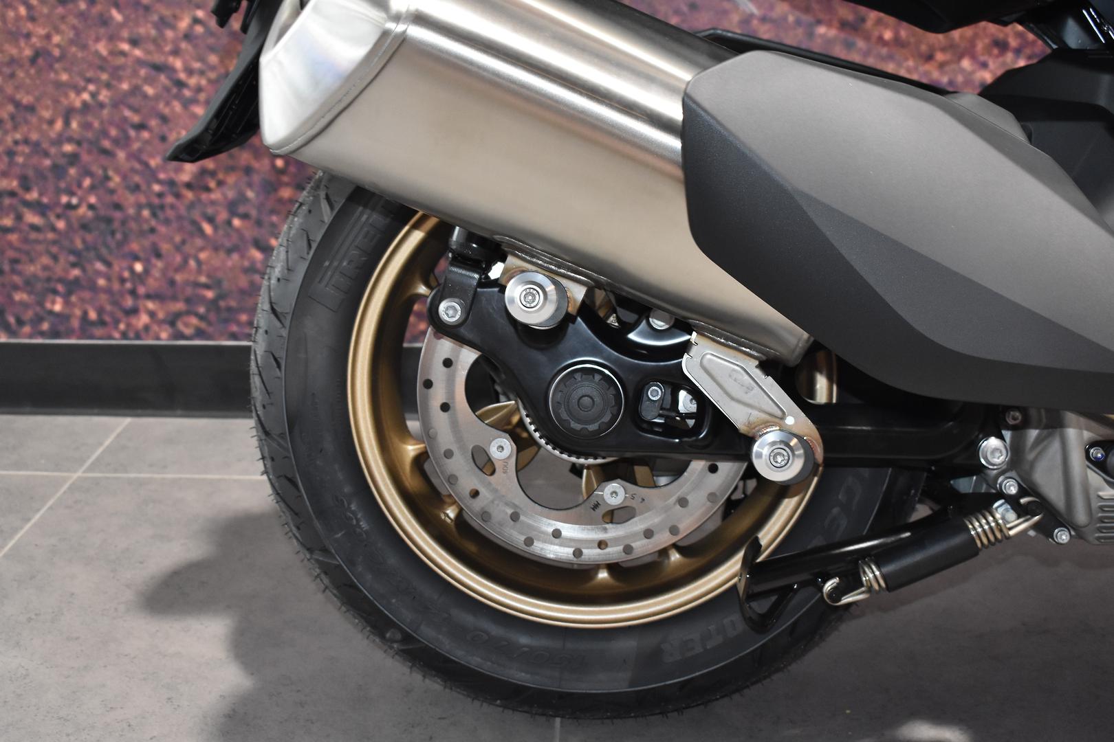 2025 BMW C 400 GT ION SCOOTER