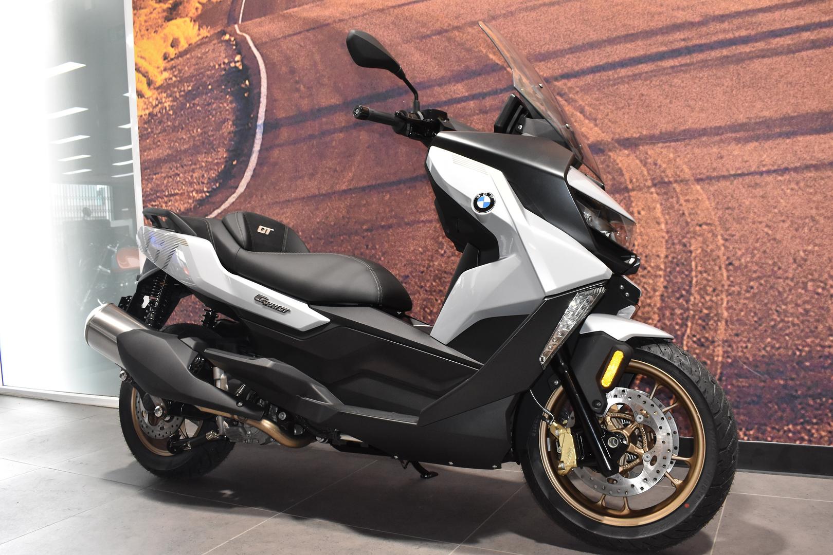 2025 BMW C 400 GT ION SCOOTER