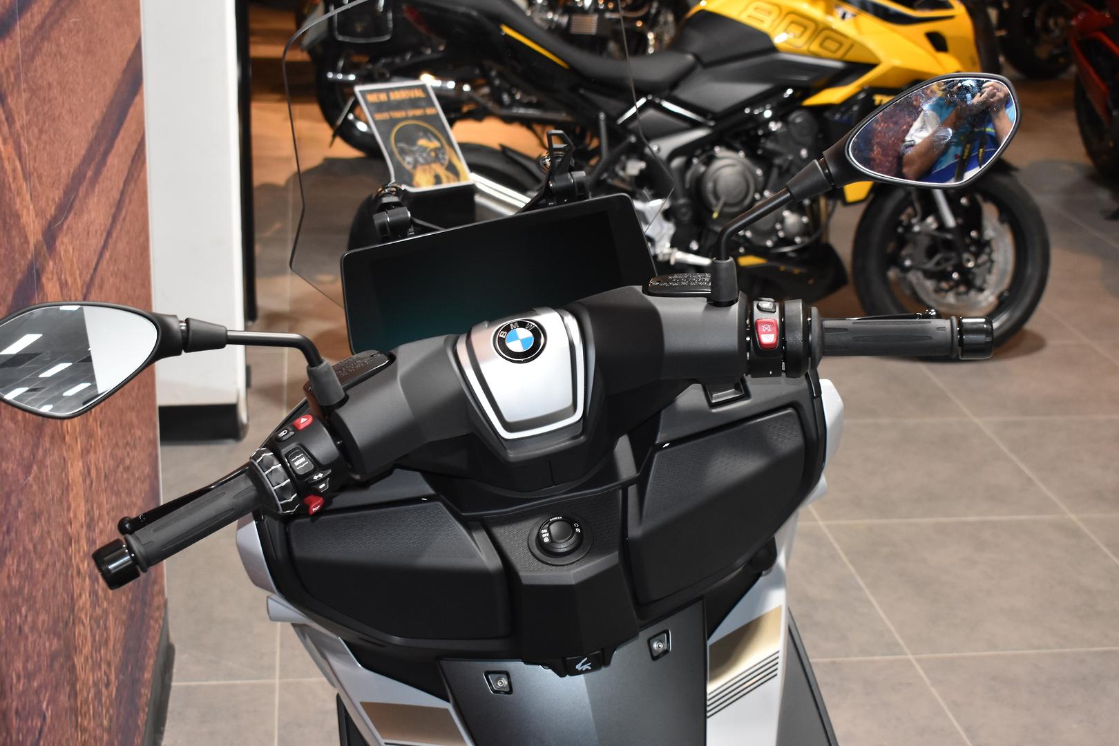 2025 BMW C 400 GT ION SCOOTER