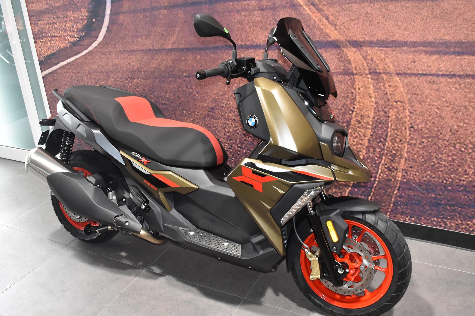 2025 BMW C 400 X ION SCOOTER