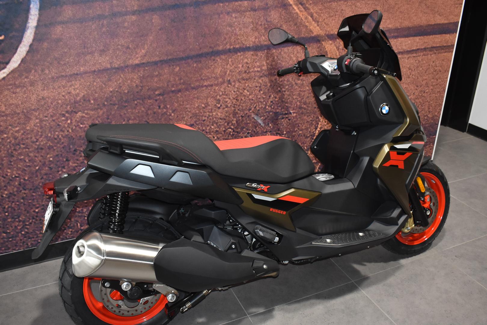 2025 BMW C 400 X ION SCOOTER