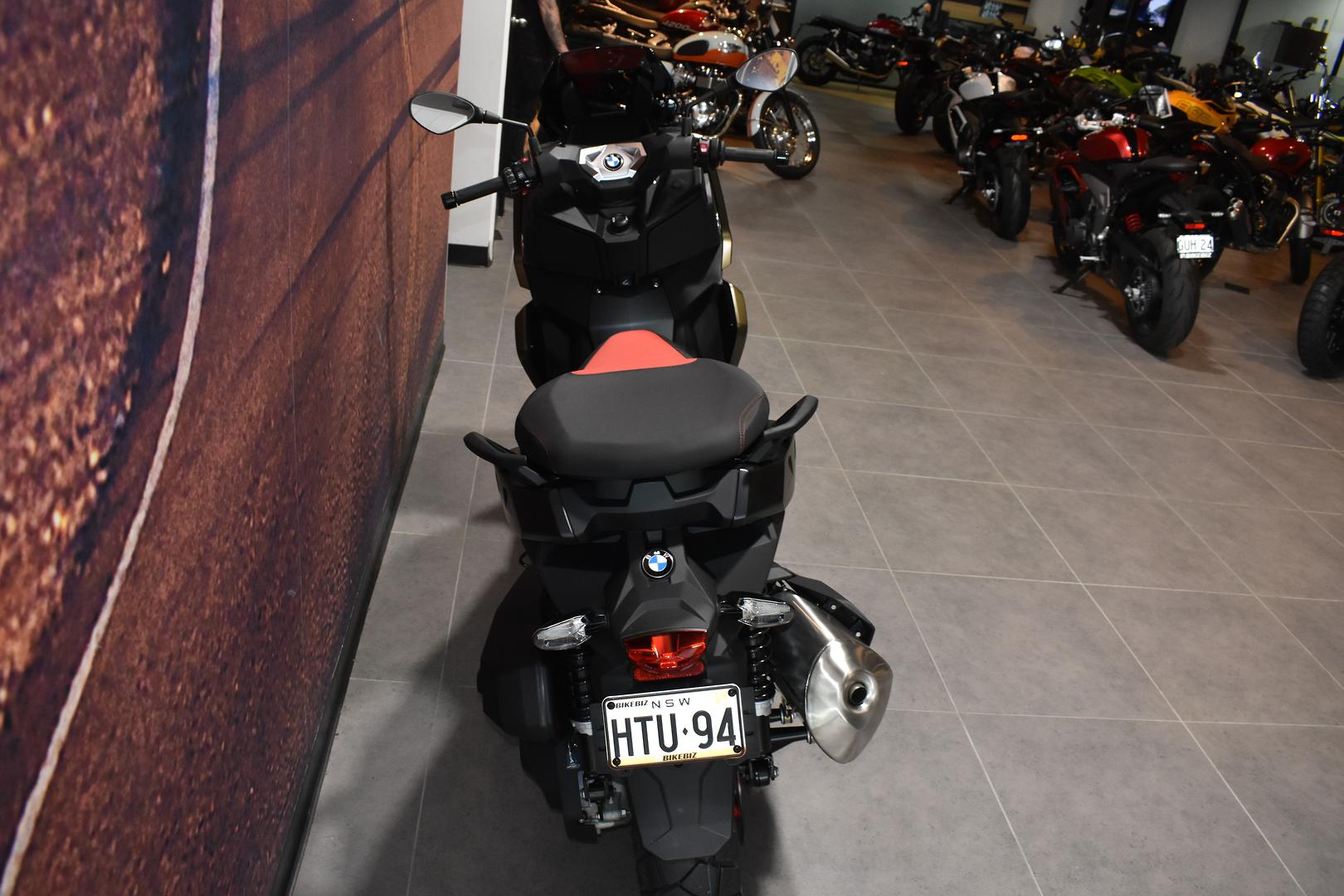 2025 BMW C 400 X ION SCOOTER