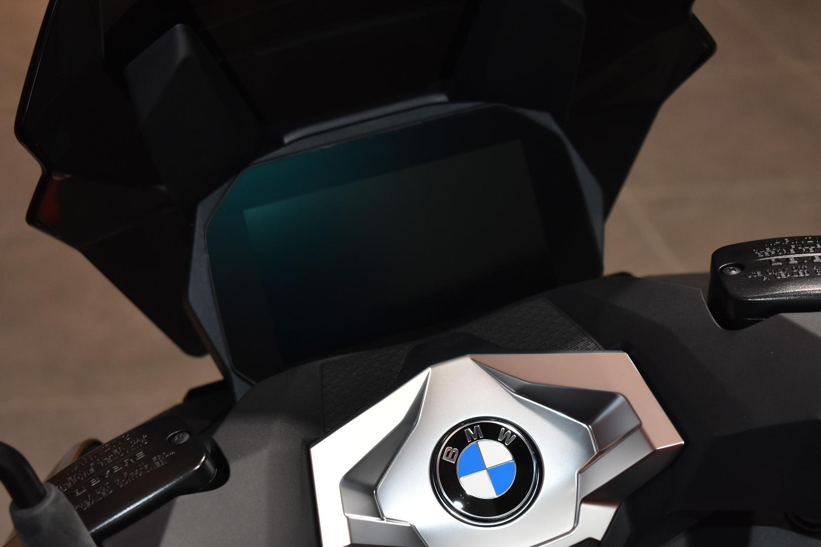 2025 BMW C 400 X ION SCOOTER