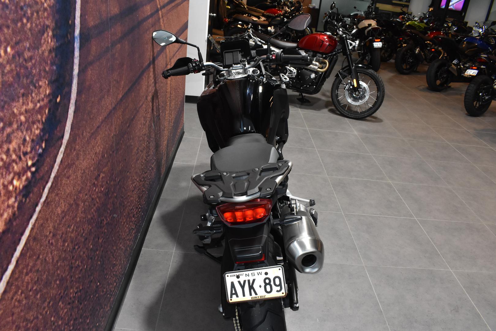 2024 BMW F 800 GS TRIPLE BLACK DUAL SPORTS