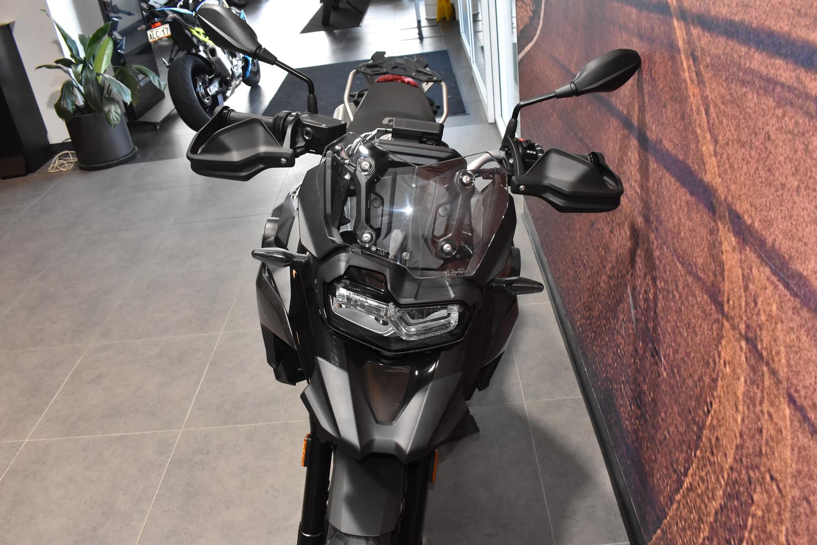 2024 BMW F 800 GS TRIPLE BLACK DUAL SPORTS
