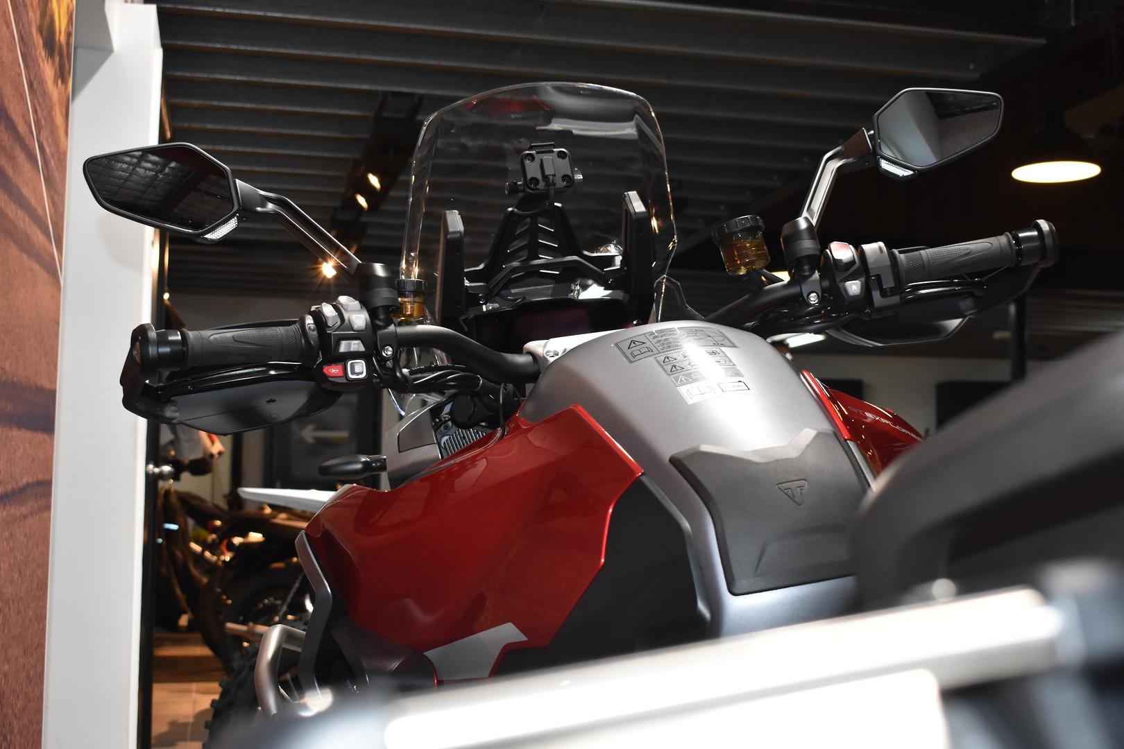2024 TRIUMPH TIGER 1200 GT EXPLORER DUAL SPORTS