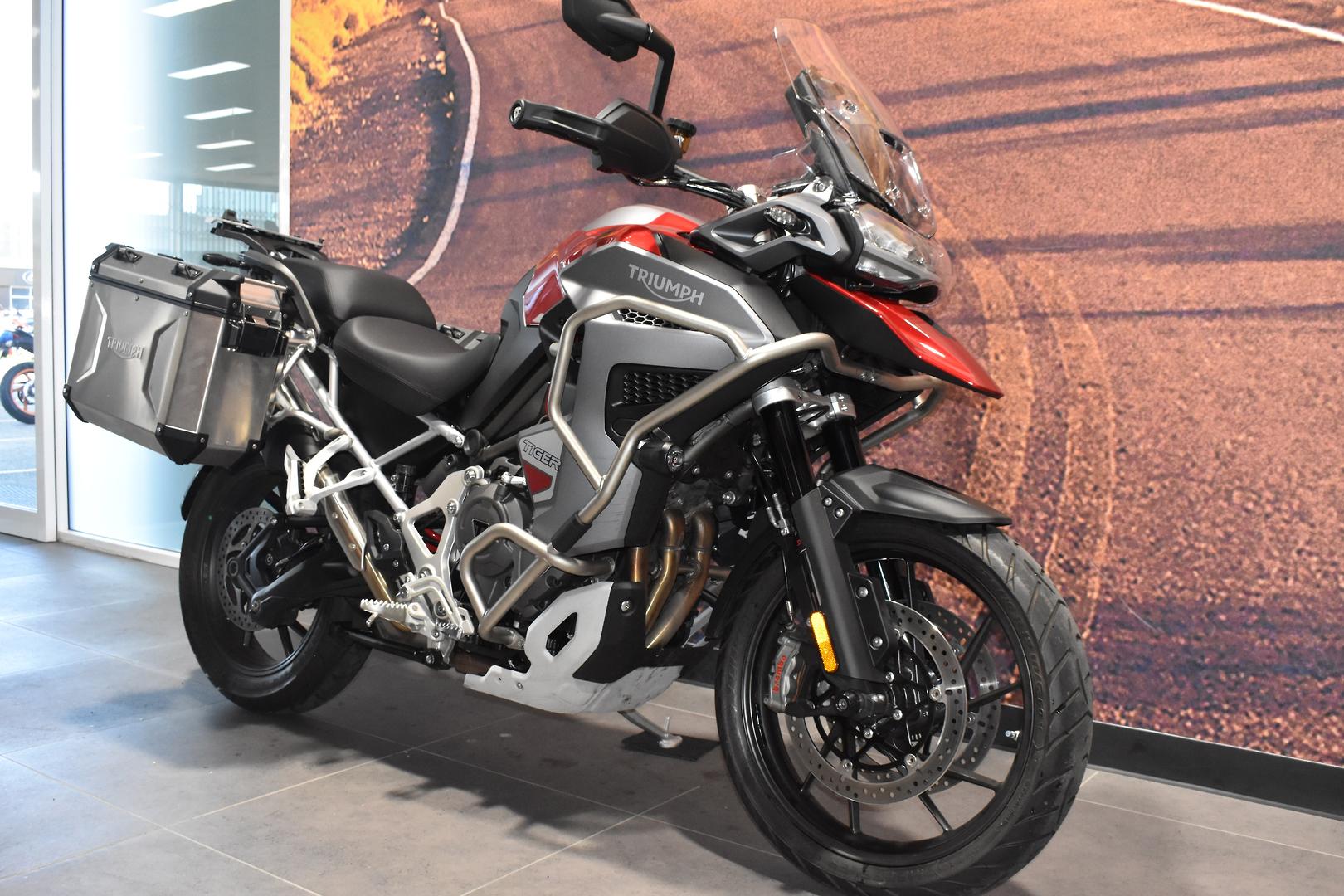 2024 TRIUMPH TIGER 1200 GT EXPLORER DUAL SPORTS