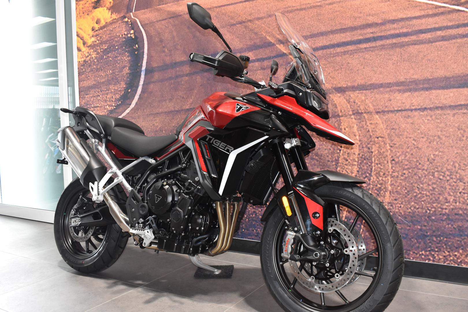 2024 TRIUMPH TIGER 900 GT DUAL SPORTS
