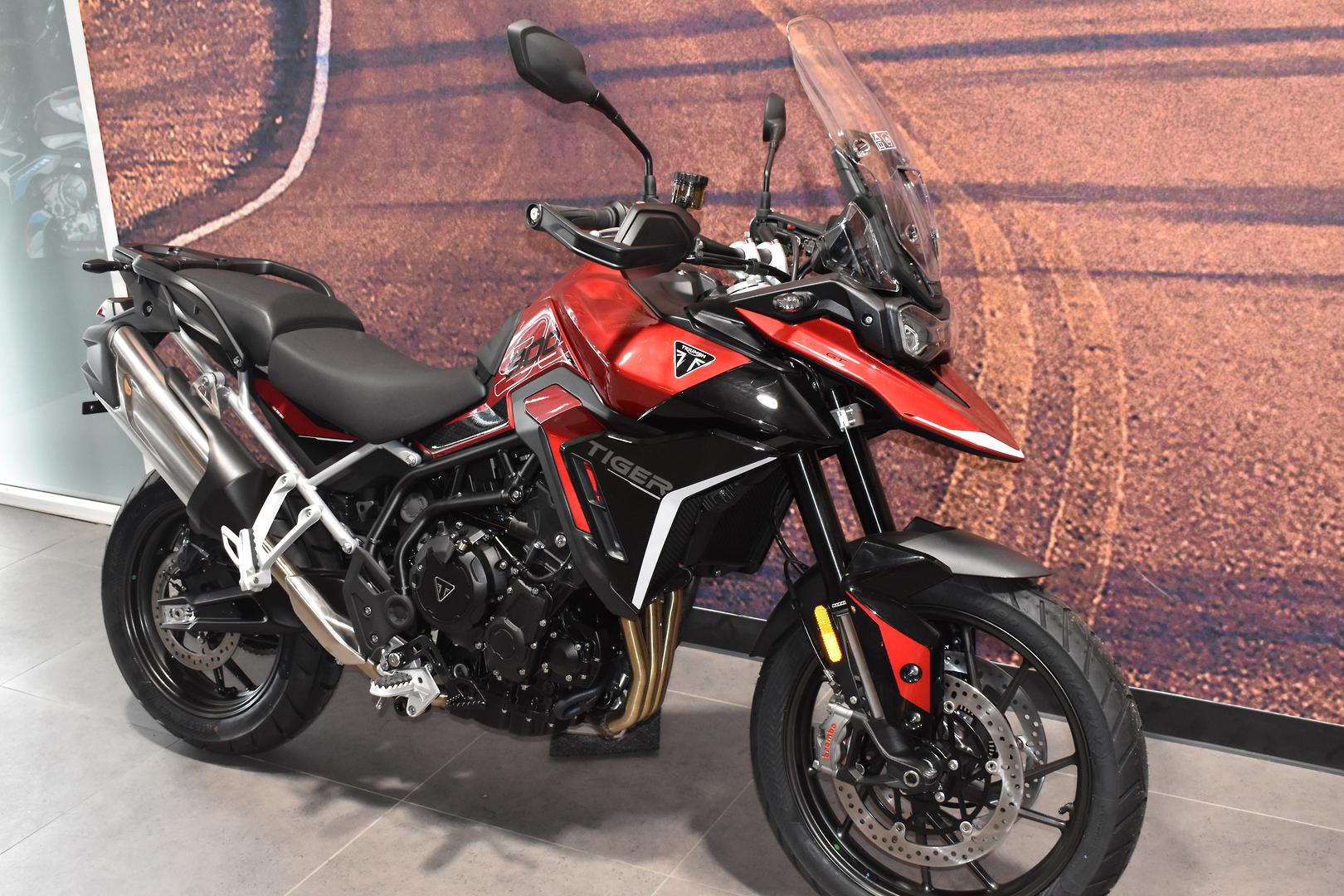 2024 TRIUMPH TIGER 900 GT DUAL SPORTS