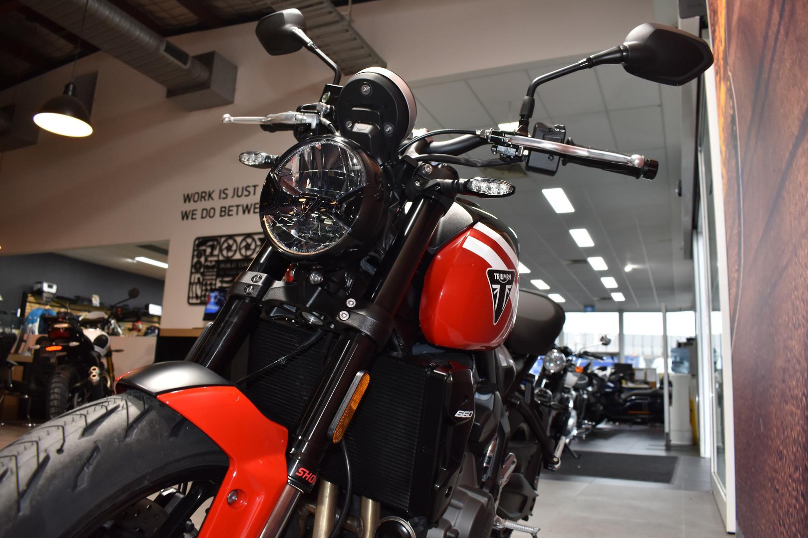 2025 TRIUMPH TRIDENT 660 ROAD