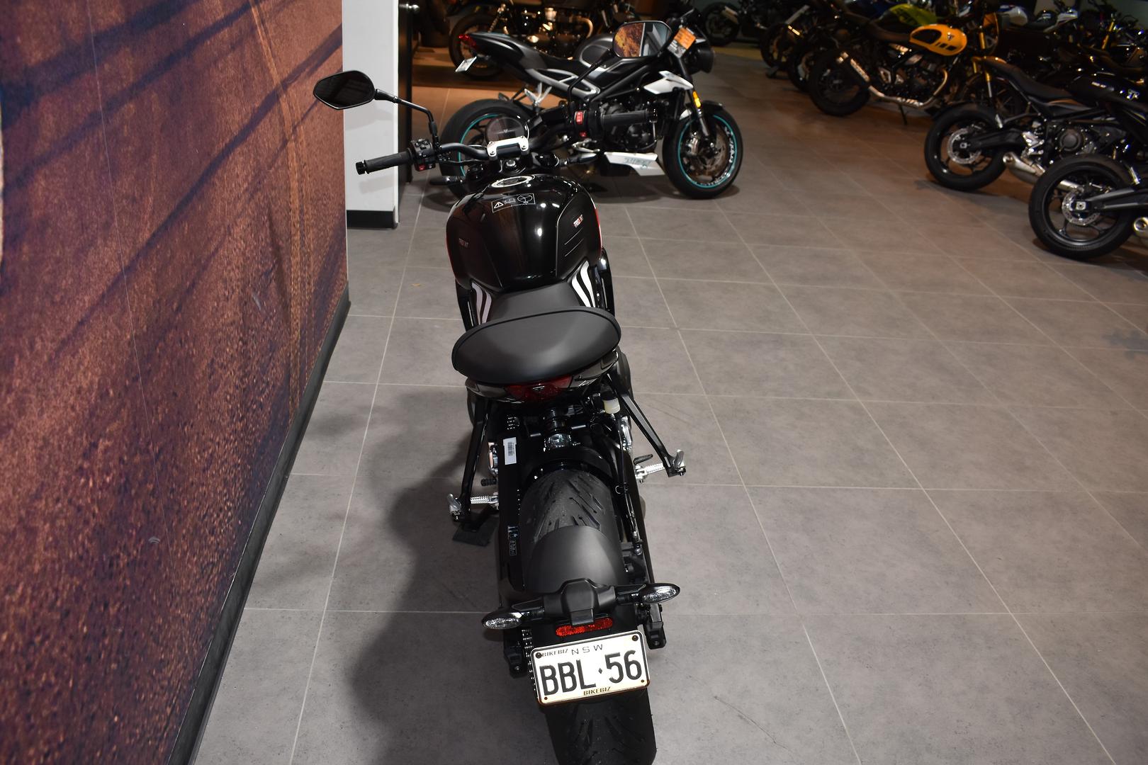2025 TRIUMPH TRIDENT 660 ROAD