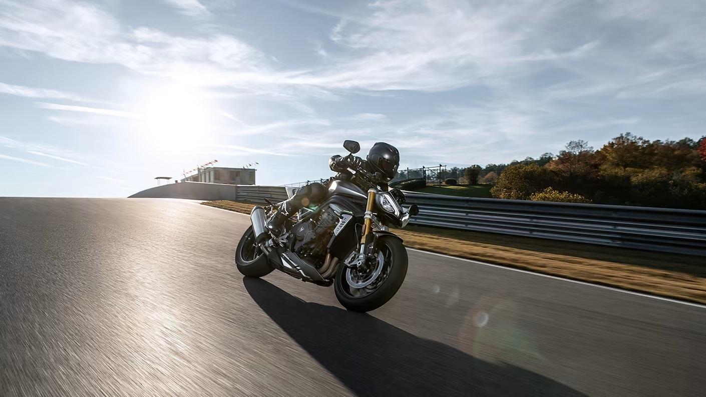 2024 TRIUMPH SPEED TRIPLE RS 1200 ROAD