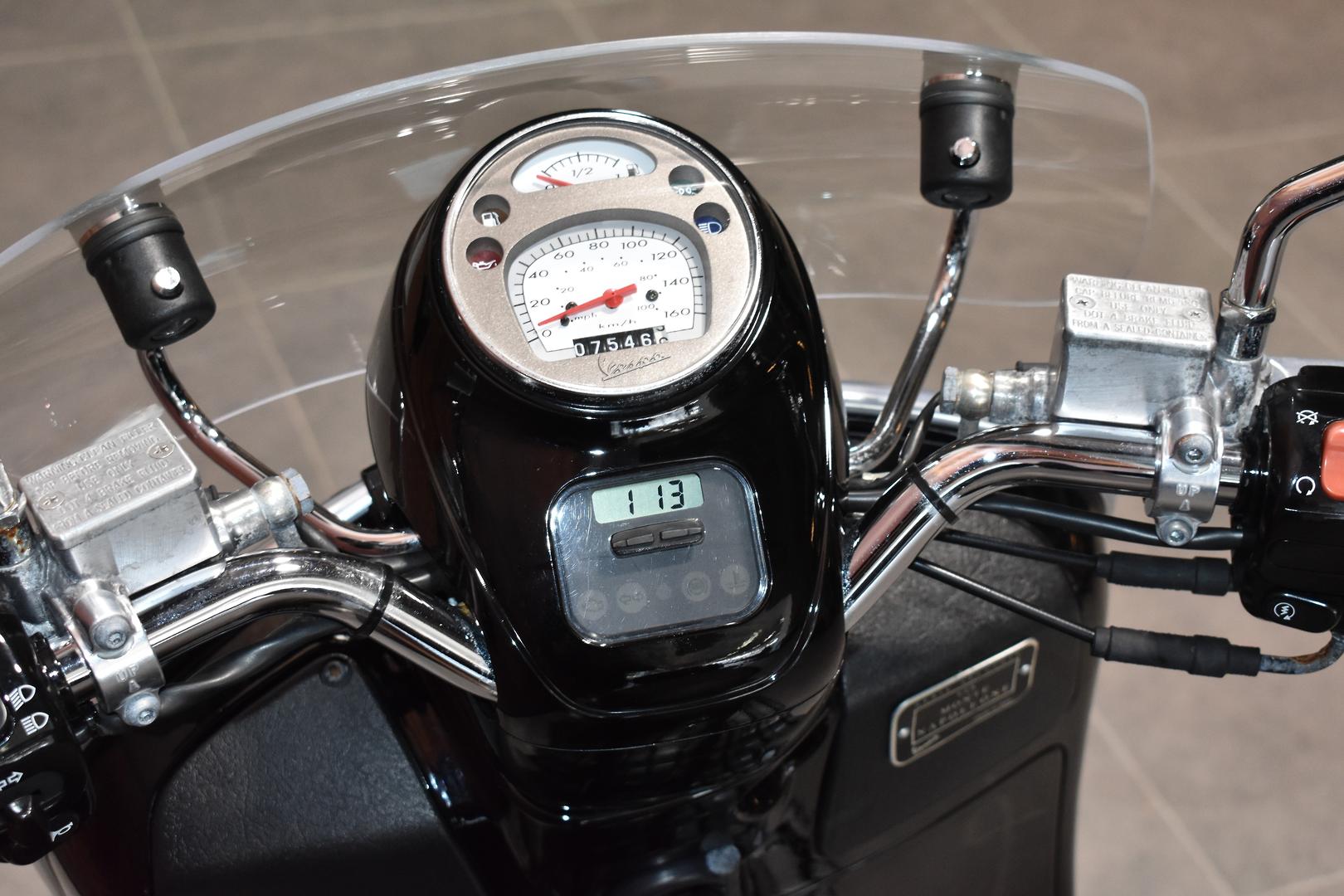 2010 VESPA GTV 300 VIA MONTENAPOLEONE SCOOTER