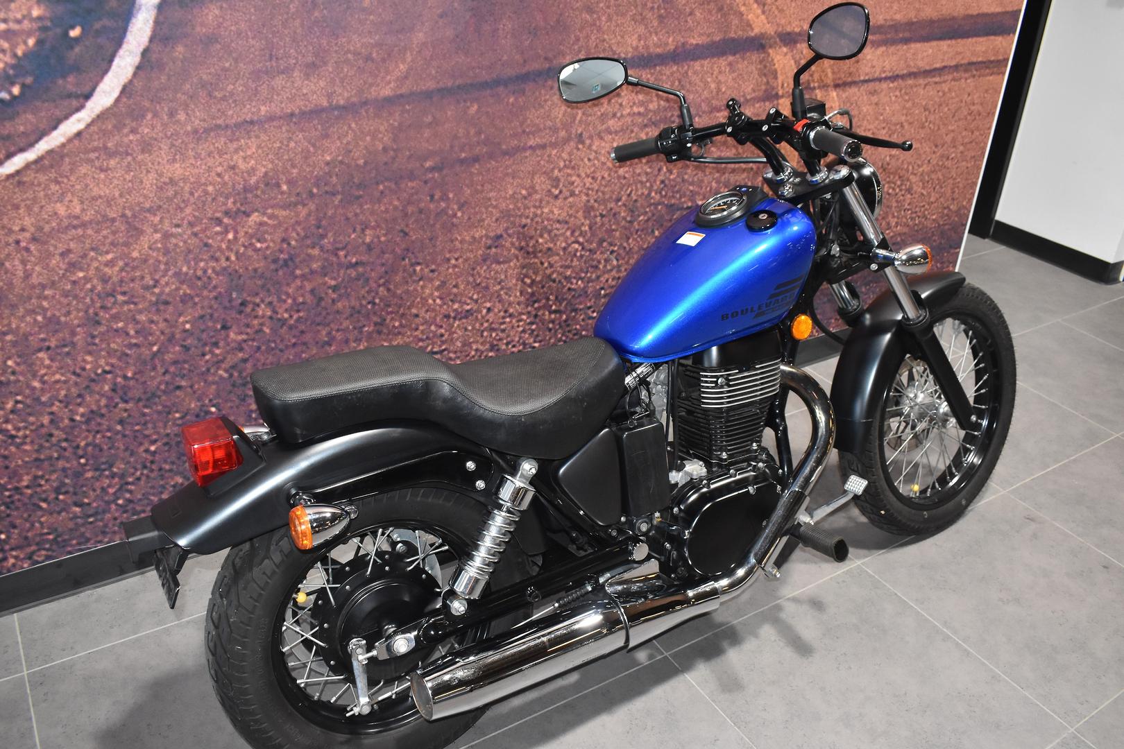 2018 SUZUKI BOULEVARD S40 (LS650) CRUISER