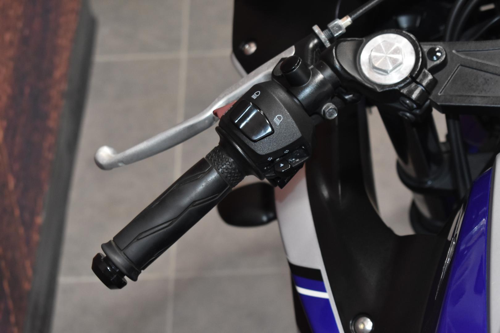 2016 YAMAHA YZF-R3 SPORTS