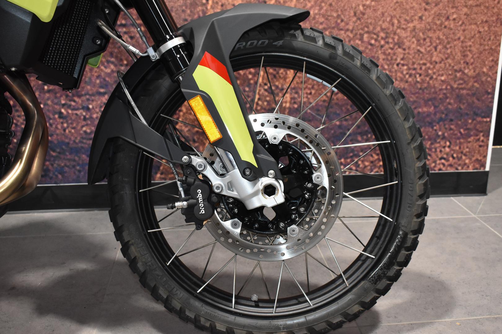 2024 BMW F 900 GS DUAL SPORTS