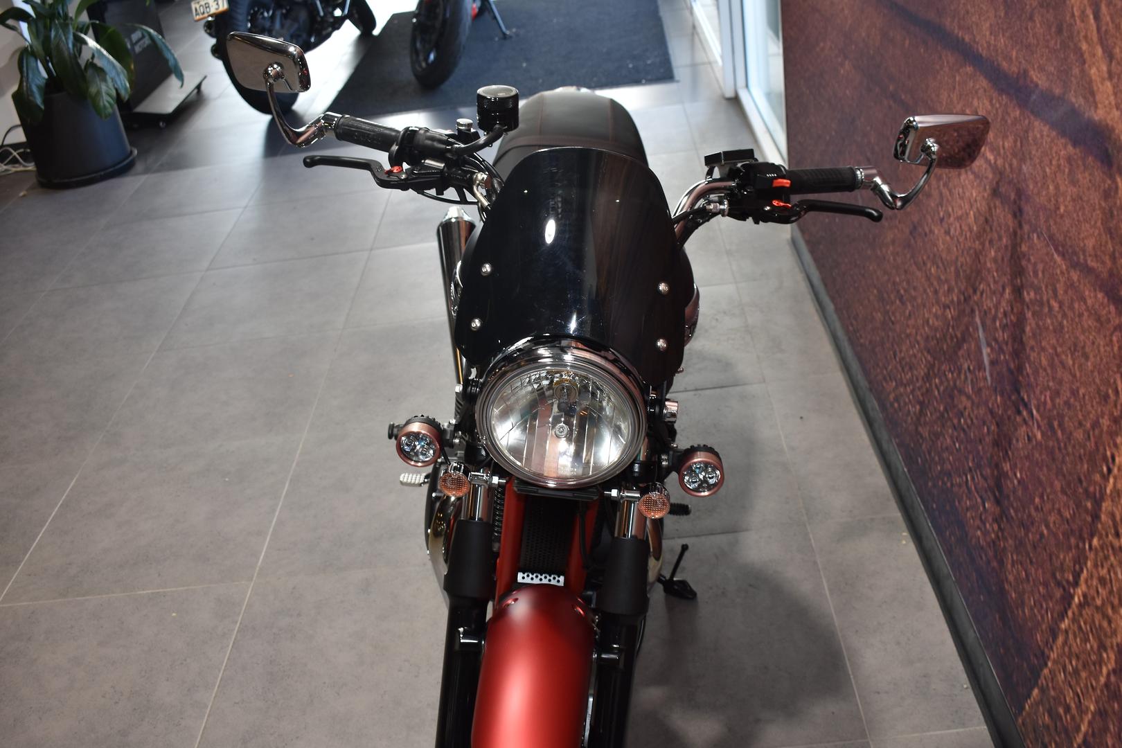 2013 TRIUMPH BONNEVILLE SE ROAD