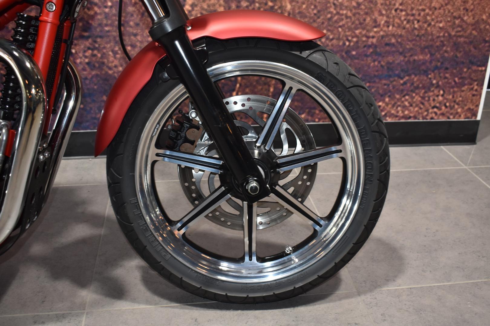 2013 TRIUMPH BONNEVILLE SE ROAD