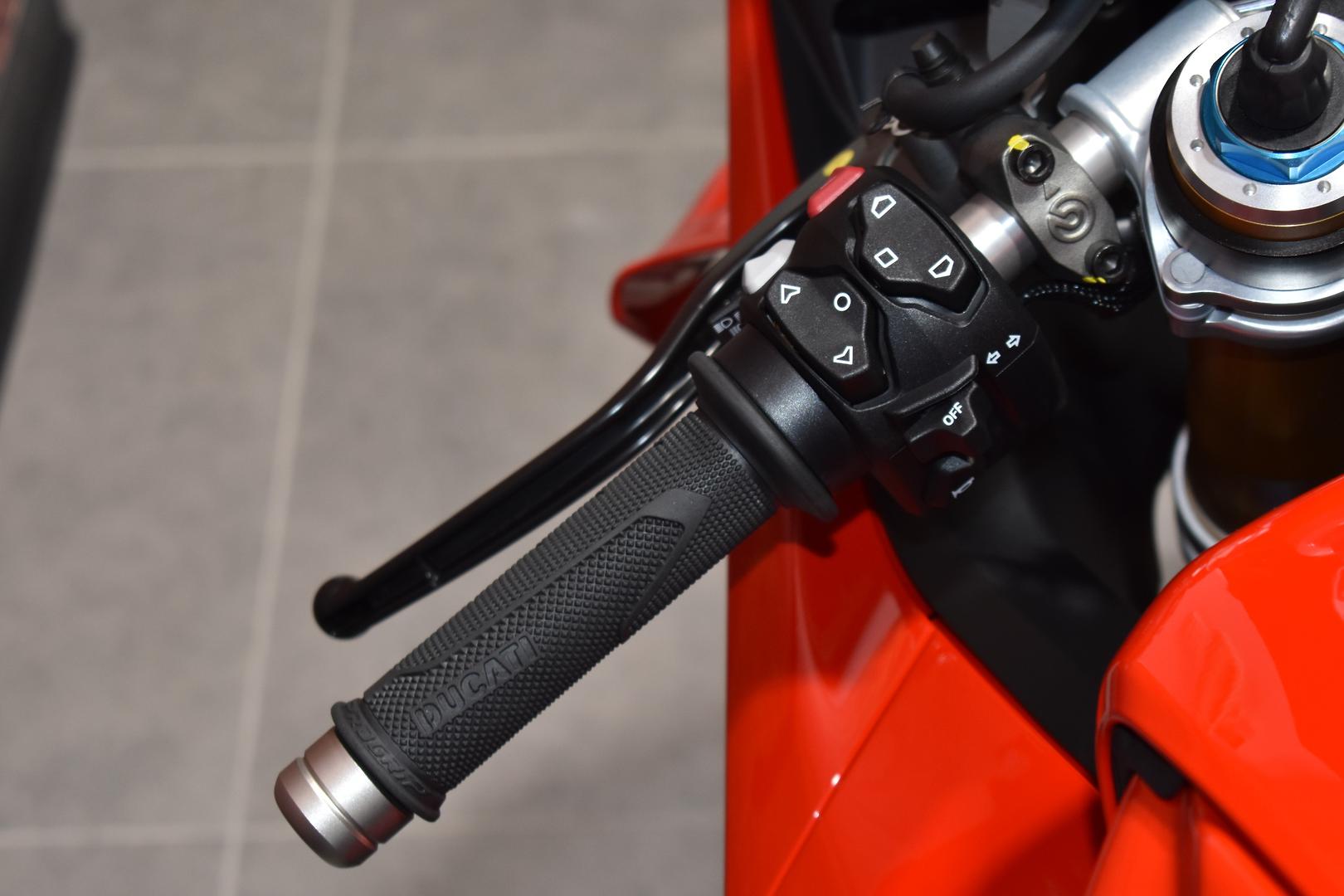 2024 DUCATI PANIGALE V4 S MY23 SPORTS
