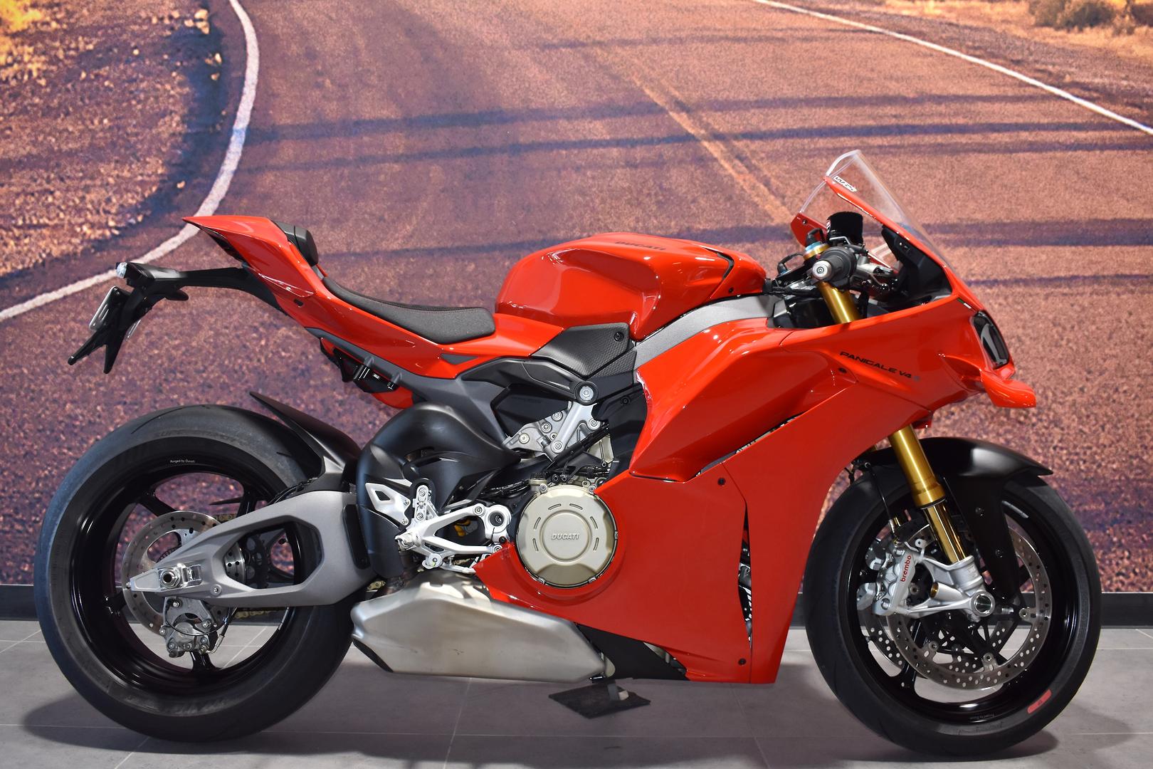 2024 DUCATI PANIGALE V4 S MY23 SPORTS