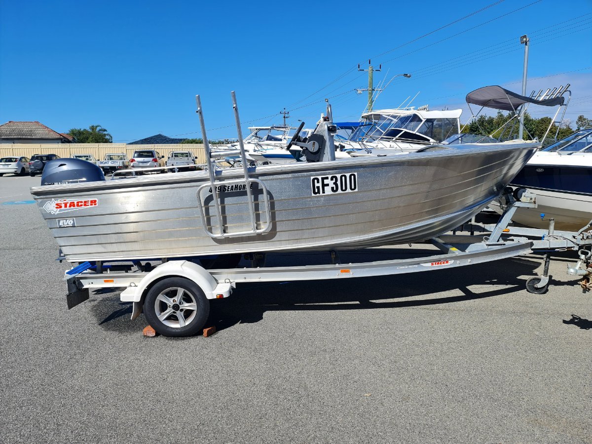 2017 STACER 489 SEAHORSE RUNABBOUT